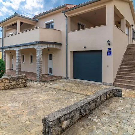Stunning In With Outdoor Swimming Pool * Labin (Istria)
