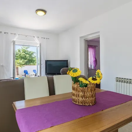 5 Bedroom Cozy In Hébergement de vacances Labin (Istria)