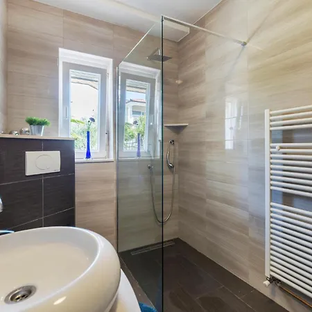 5 Bedroom Cozy In Hébergement de vacances Labin (Istria)